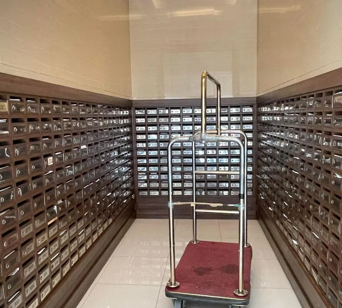 8 Adriatico- 1 Bedroom Condo With Balcony In Ermita Near The Us Embassy And Pgh Manila Philippines